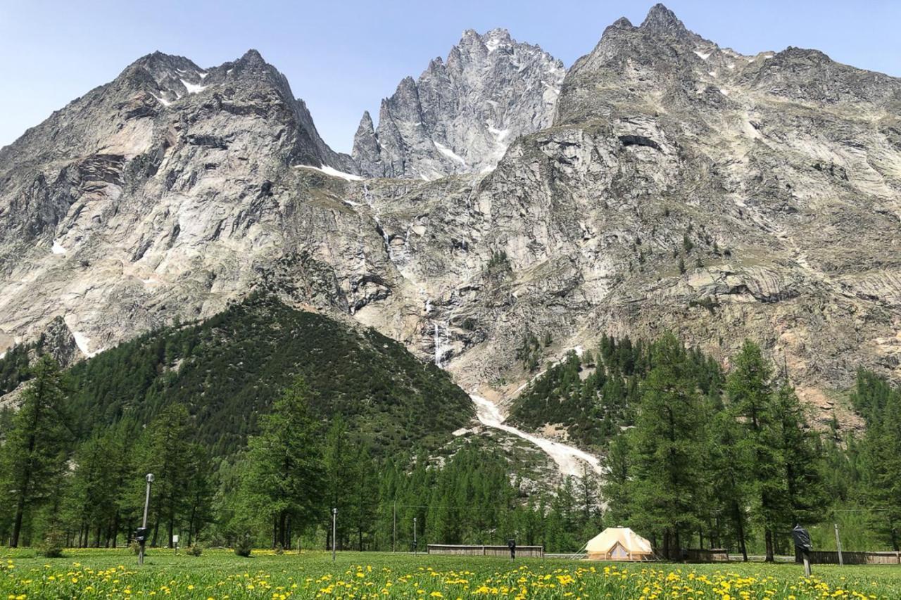 Hobo Camping Courmayeur Zewnętrze zdjęcie